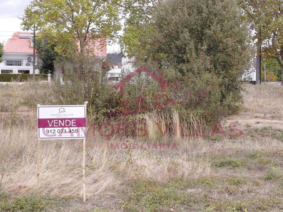 Helårsgrund i Entroncamento, Santarem - foto 1