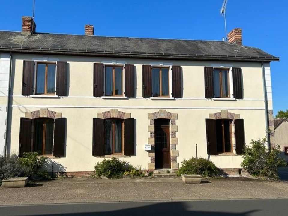 Villa i La Ferte-Bernard, Sarthe - foto 1