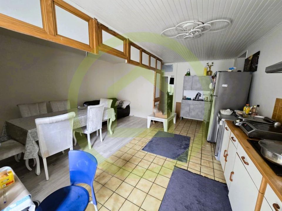 Villa i Saint-Bonnet-Sur-Gironde, Charente-Maritime - foto 4