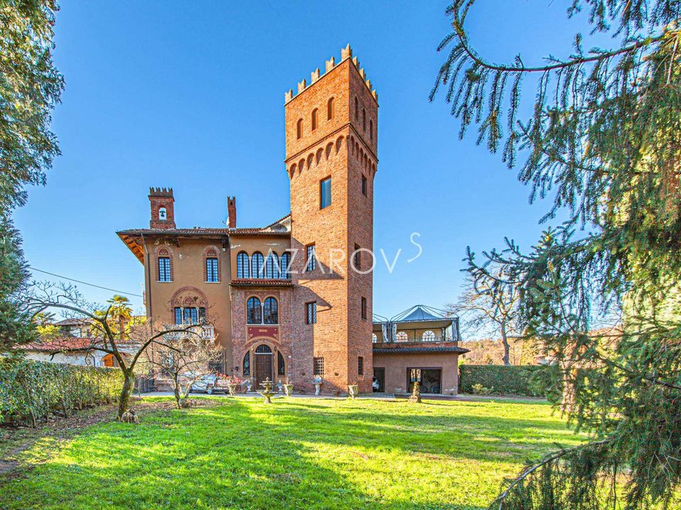 Villa i Borgomanero, Novara - foto 1