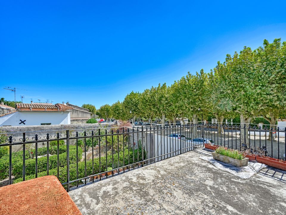 Landsbyhus i Aimargues, Gard - foto 1