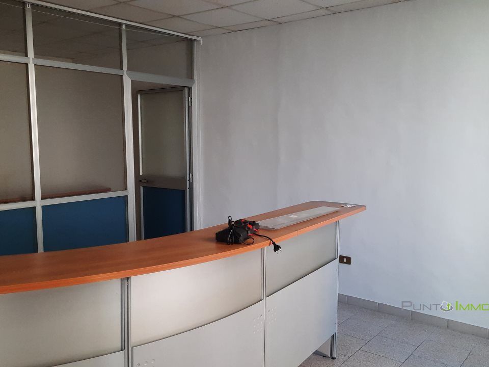 Commercial property in Brindisi, Brindisi - photo 3