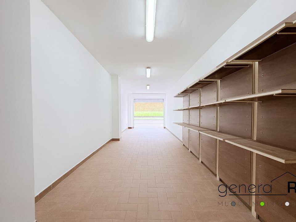 Parkeringsplads i Pescara, Pescara - foto 1