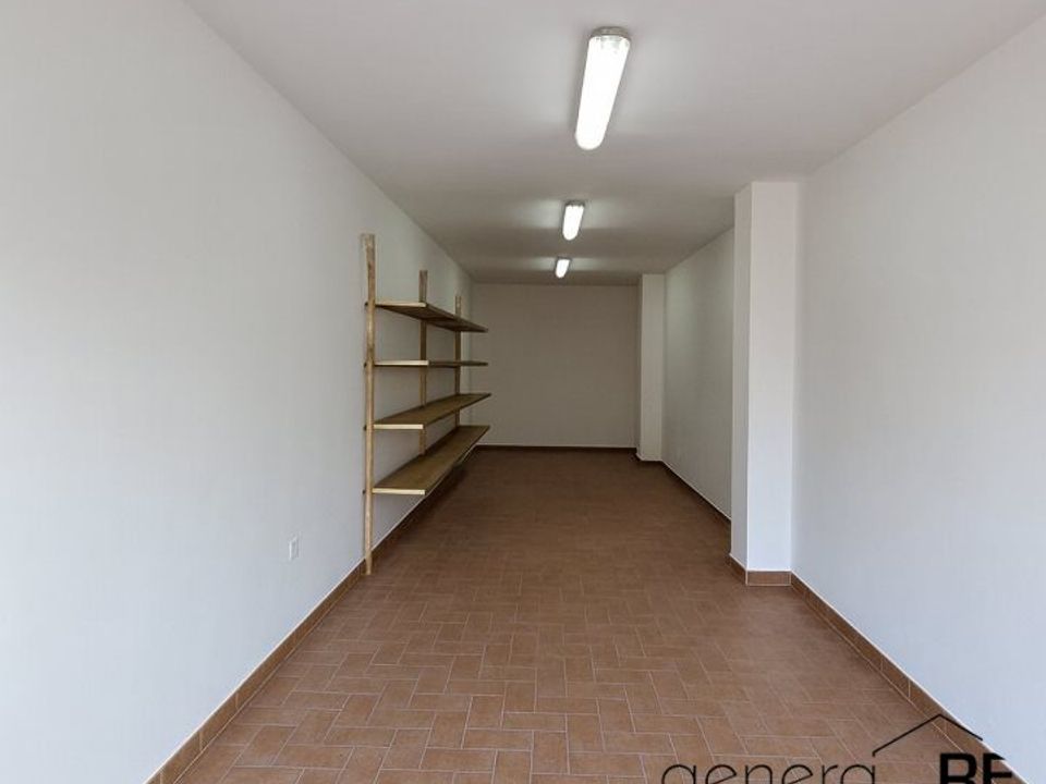 Parkeringsplads i Pescara, Pescara - foto 2