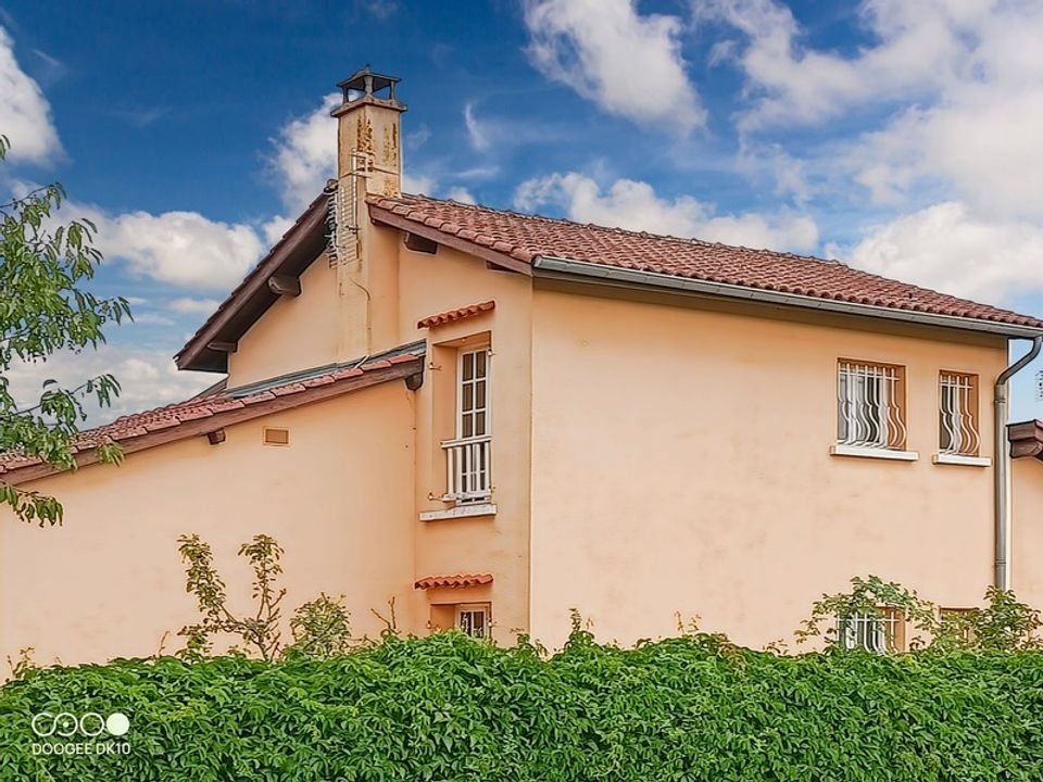 Villa a Macon, Saone-et-Loire - foto 1