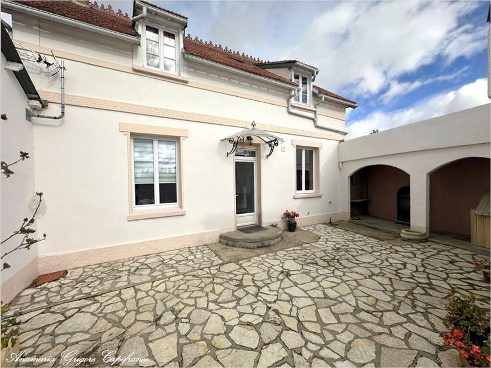 Villa i Courville-sur-Eure, Eure-et-Loir - bilde 1