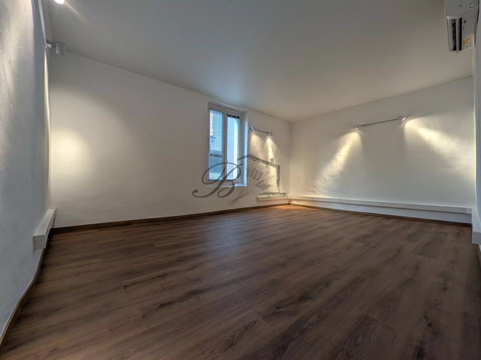 Erhvervsejendom i Pertuis, Vaucluse - foto 5