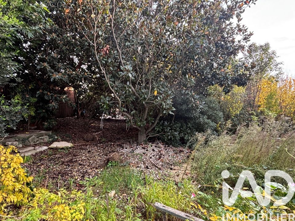 Terra em Monteux, Vaucluse - foto 1