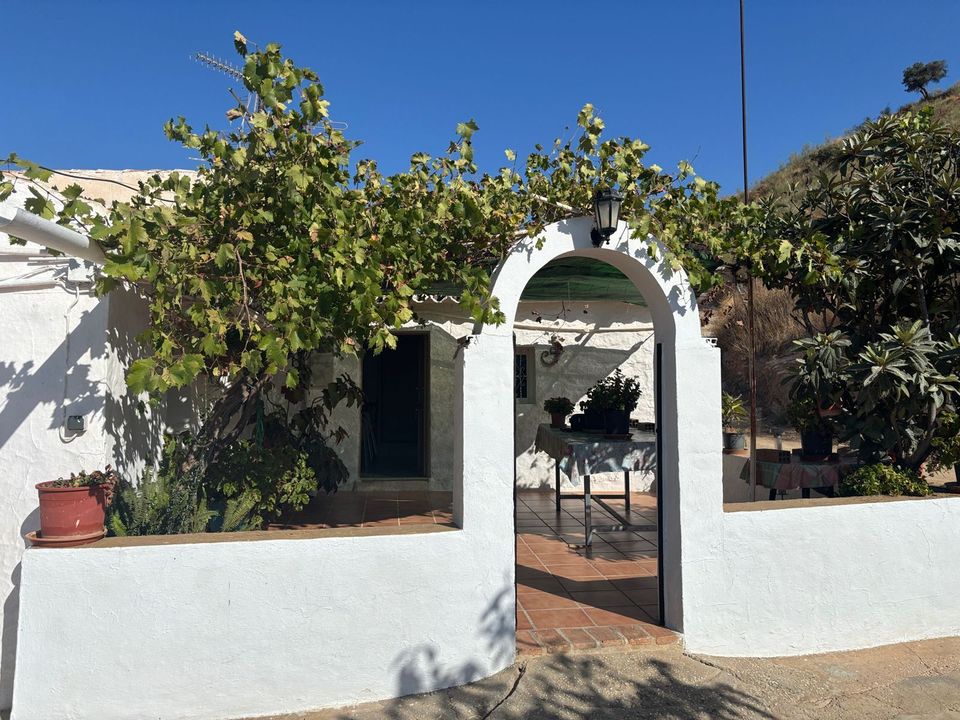 Landejendom i Almogia, Malaga - foto 1