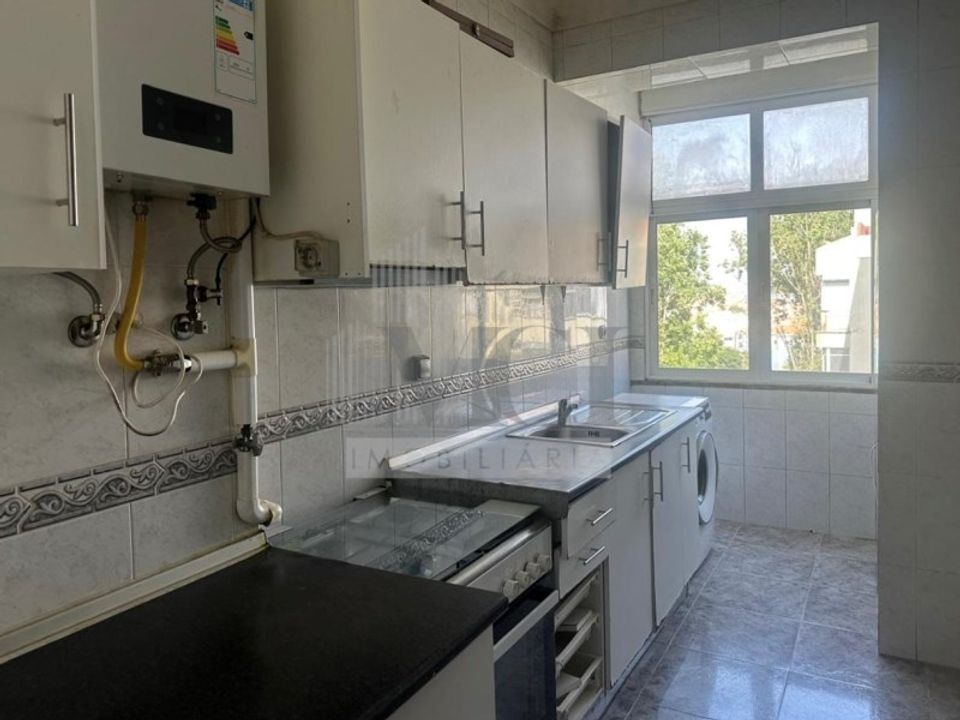 Lejlighed i Amadora, Lisbon - foto 1