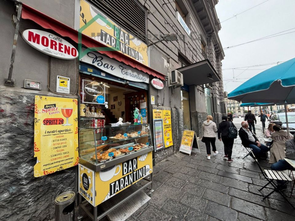 Erhvervsejendom i Naples, Naples - foto 1