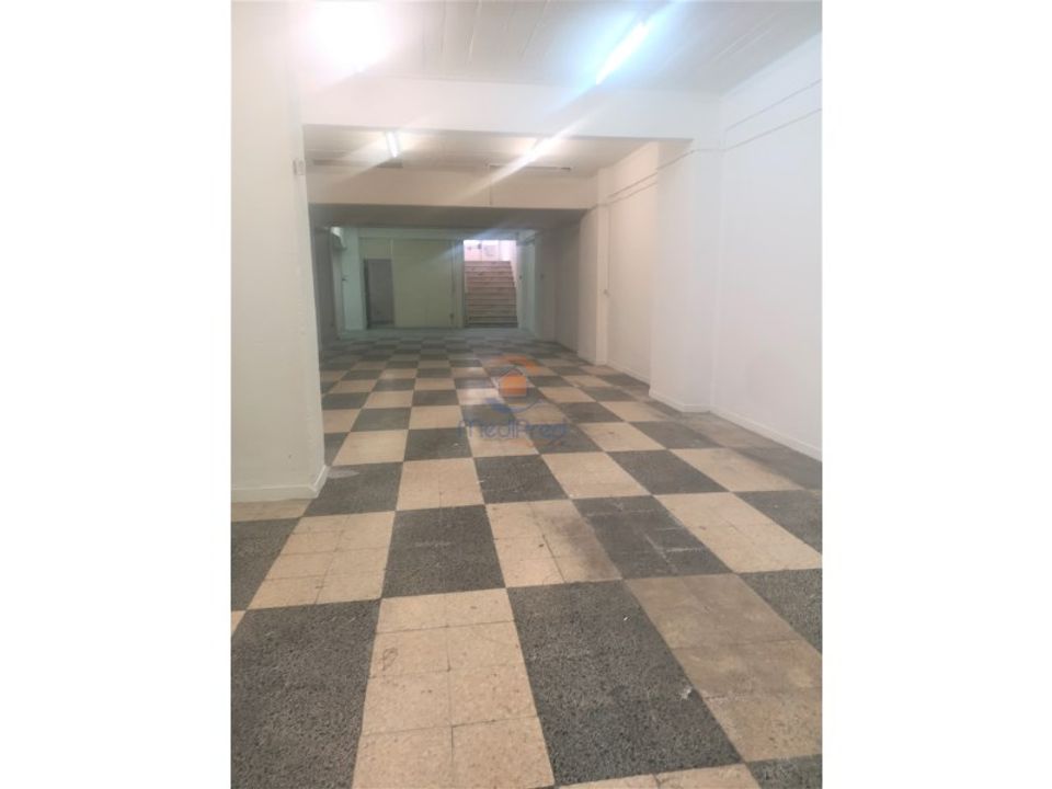 Erhvervsejendom i Odivelas, Lisbon - foto 3