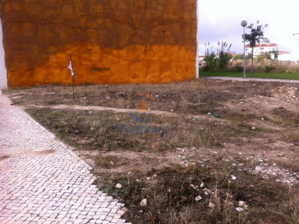 Helårsgrund i Samora Correia, Santarem - foto 1