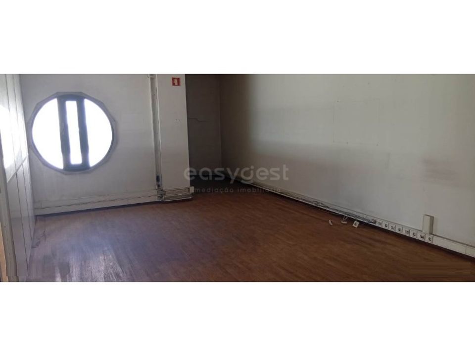Erhvervsejendom i Leiria, Leiria - foto 3
