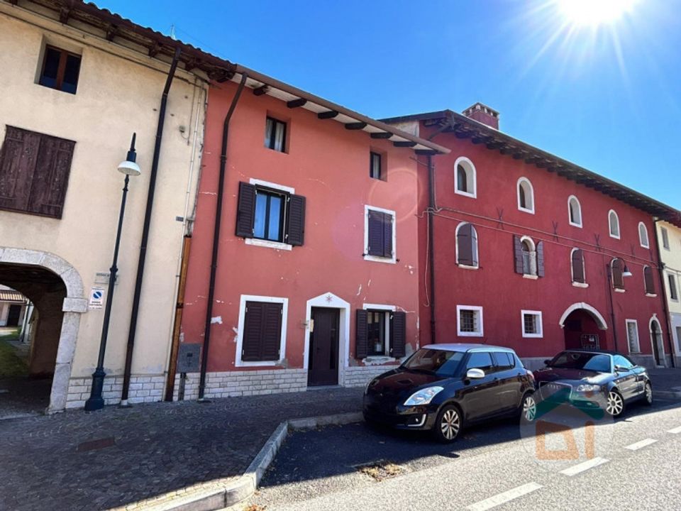 Villa i Mariano del Friuli, Gorizia - foto 1