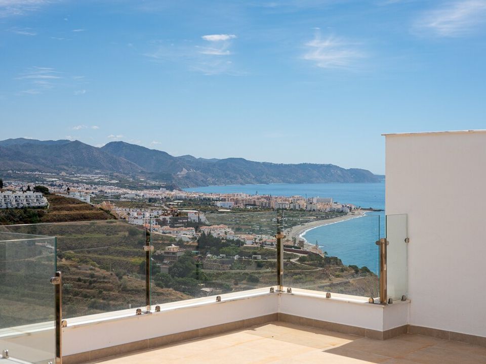 Penthouse i Nerja, Malaga - foto 1