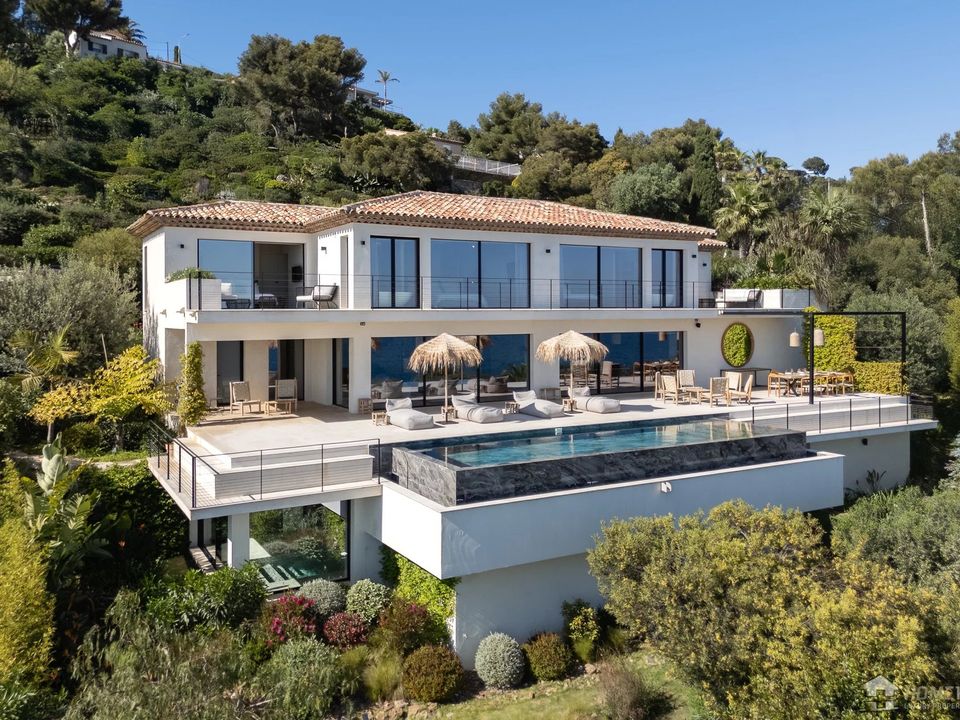 Villa i Les Issambres, Var - foto 1