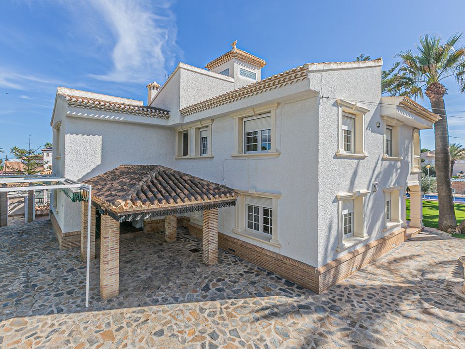 Villa i Cabo Roig, Alicante - foto 1
