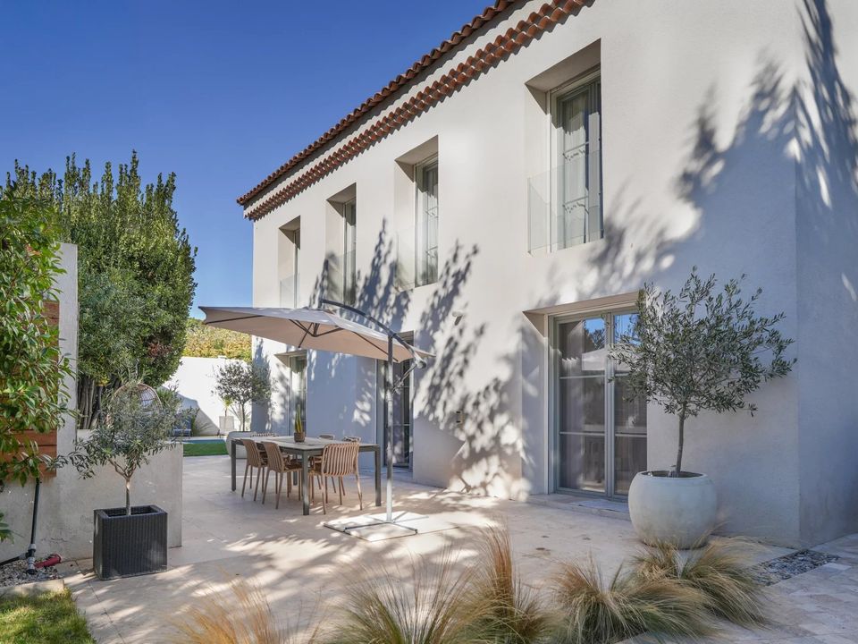 Villa i Marseille, Bouches-du-Rhone - foto 1