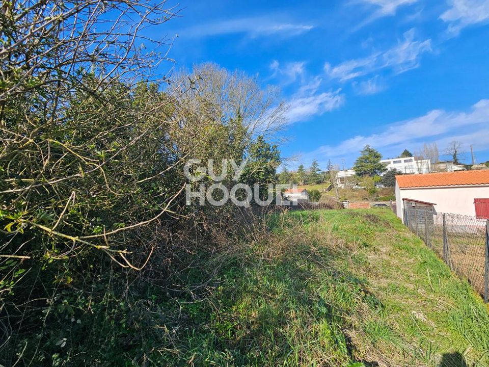 Tomt i Fontenay-le-Comte, Vendee - bilde 1