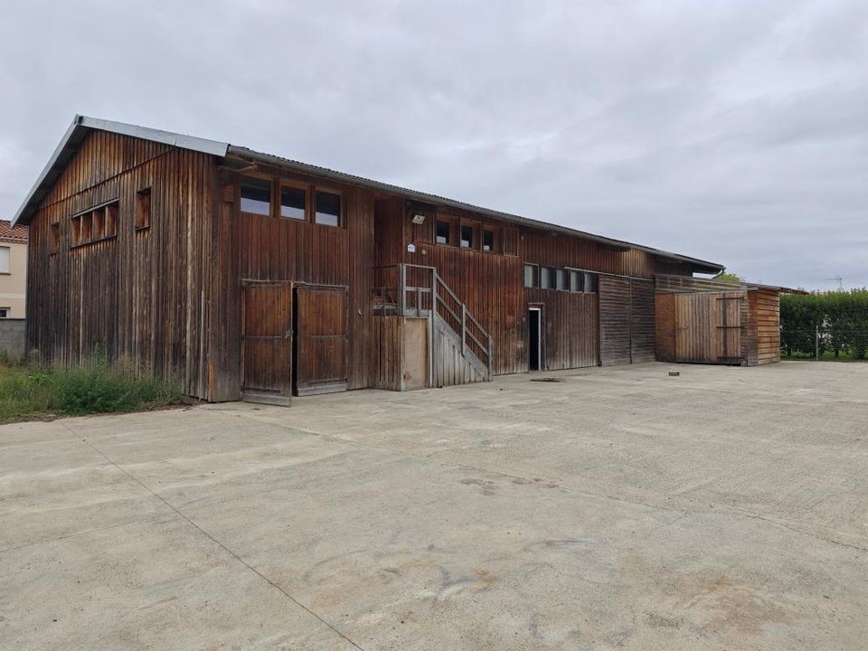 Erhvervsejendom i Fonsorbes, Haute-Garonne - foto 1