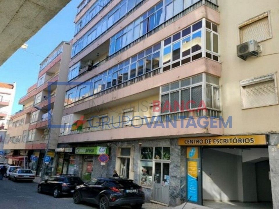 Lejlighed i Amadora, Lisbon - foto 1
