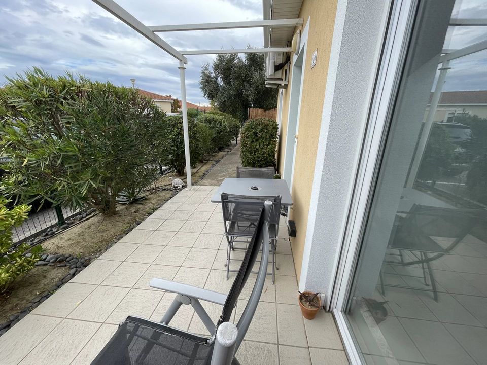 Villa in Perpignan, Pyrenees-Orientales - foto 2