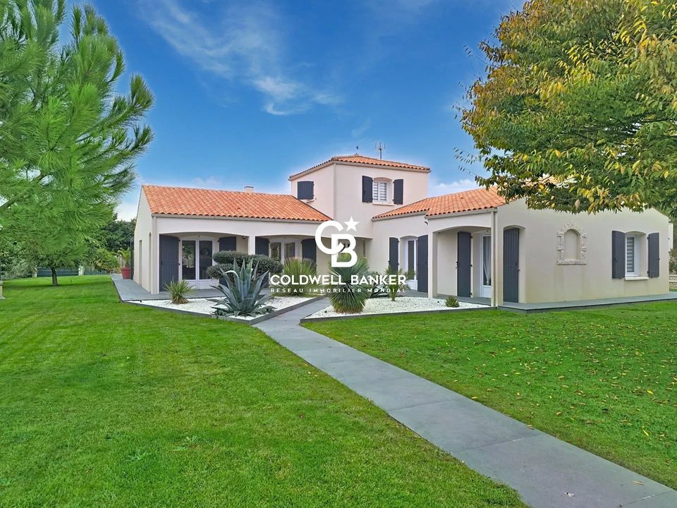 Villa a Sainte-Radegonde-des-Noyers, Vendee - foto 2