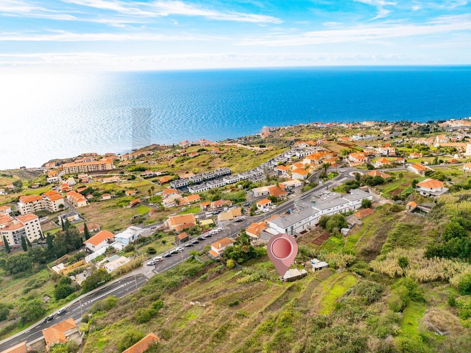 Helårsgrund i Santa Cruz, Madeira - foto 1