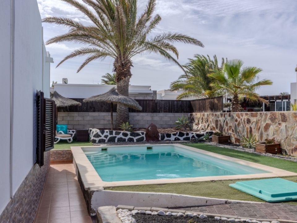 Villa i Playa Blanca (Yaiza), Lanzarote - foto 1