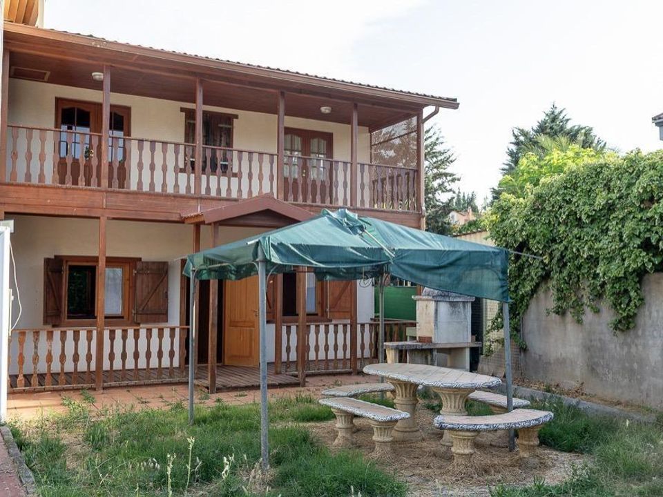 Villa in Caceres, Caceres - foto 1