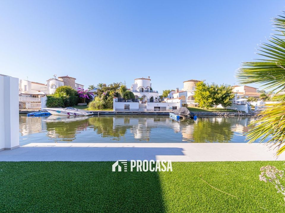 Villa i Empuriabrava, Gerona - foto 2