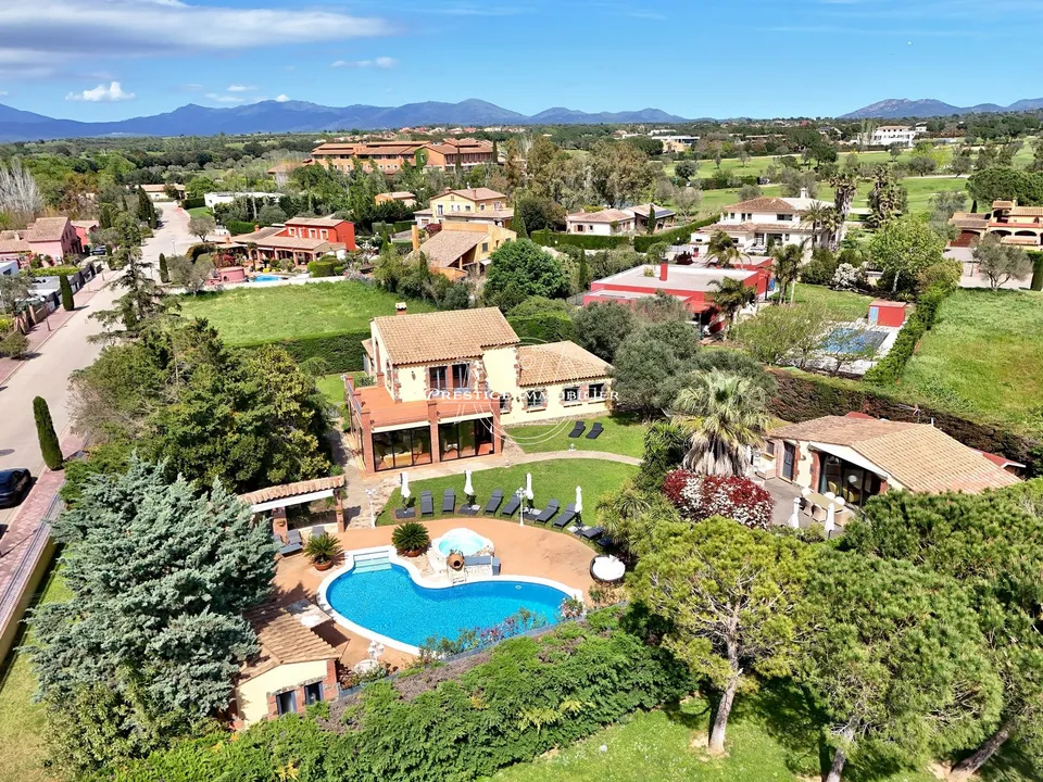 Villa i Peralada, Gerona - foto 2