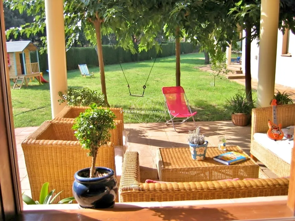 Villa i Avinyonet De Puigventos, Gerona - foto 4
