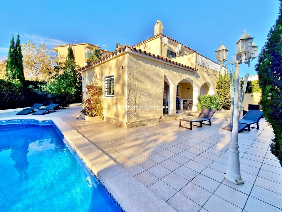 Villa i Castello D'empuries, Gerona - bilde 1