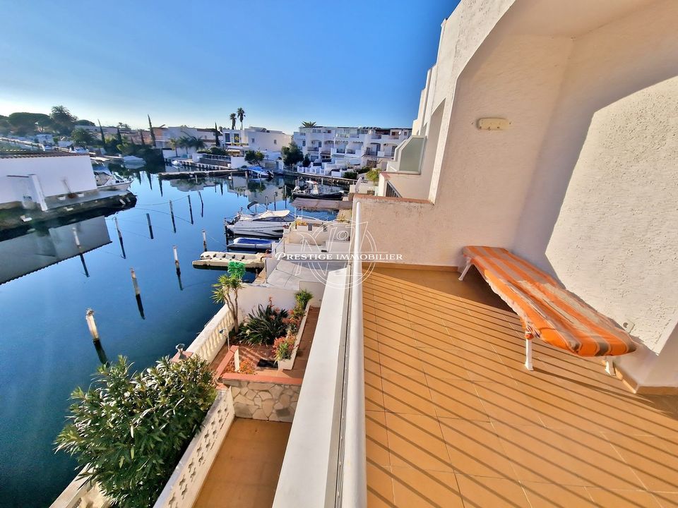 Villa i Empuriabrava, Gerona - foto 1