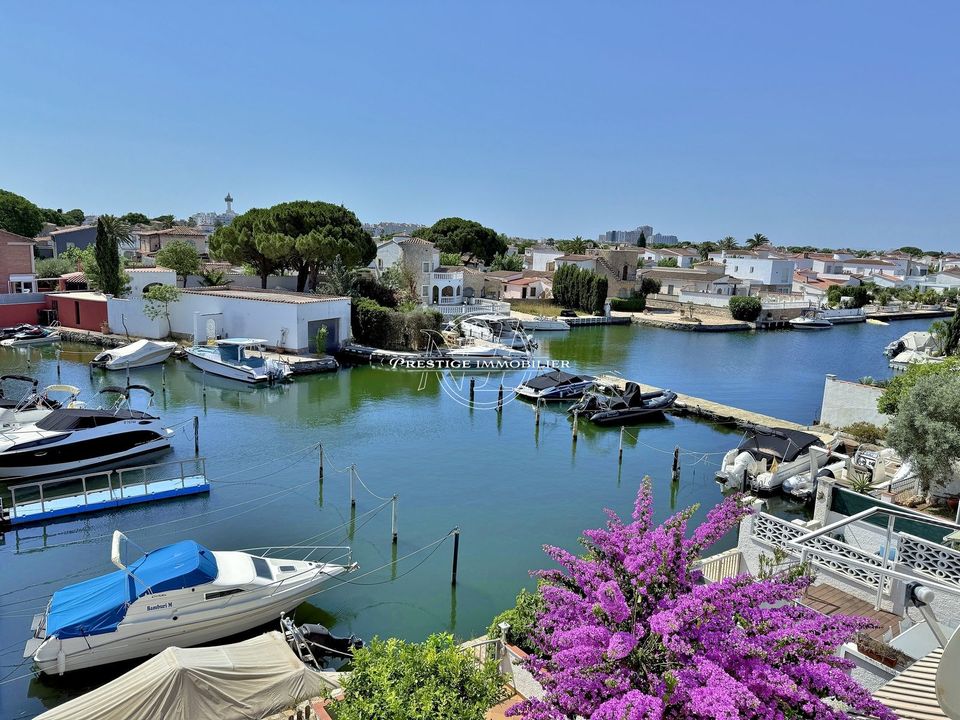 Villa i Empuriabrava, Gerona - foto 1
