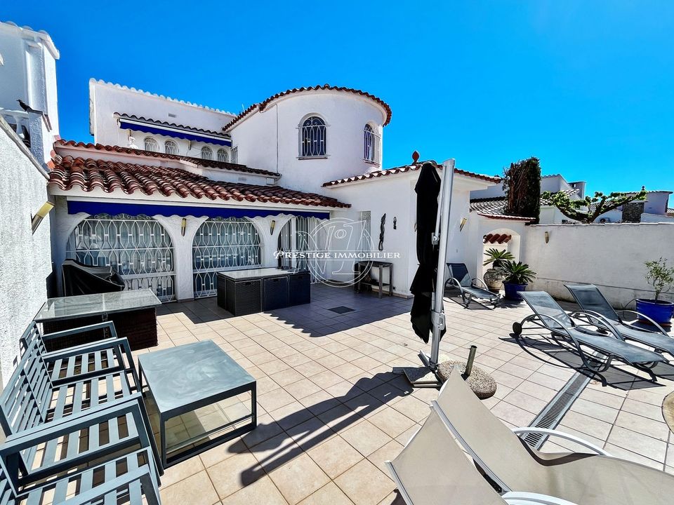 Villa i Empuriabrava, Gerona - foto 2