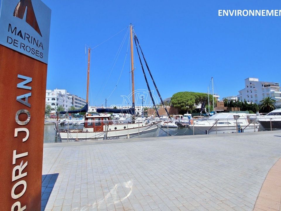 Parkeringsplads i Roses, Gerona - foto 3