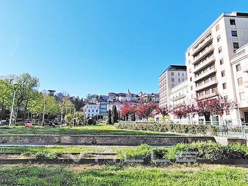 Lejlighed i Bergamo, Bergamo - foto 4