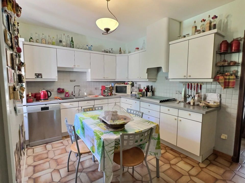 Villa in Taillades, Vaucluse - photo 3