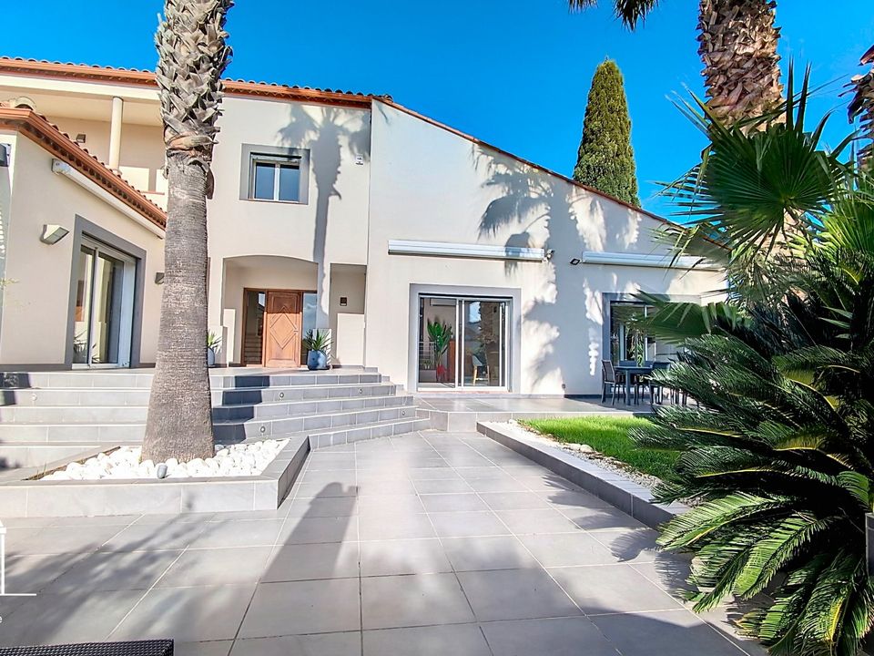Villa en Perpignan, Pyrenees-Orientales - foto 3