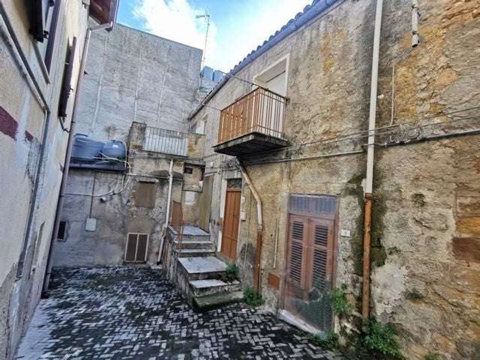 Rekkehus i Cianciana, Agrigento - bilde 2