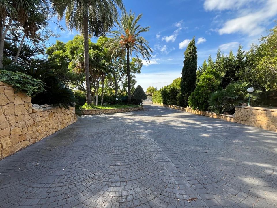 Villa i Alfaz del Pi, Alicante - foto 1