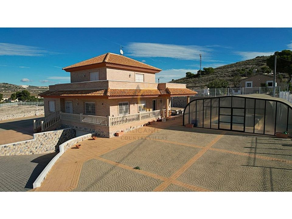 Villa i Pinoso, Alicante - foto 1