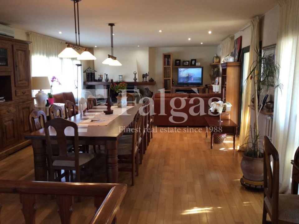 Villa en Requesens, Gerona - foto 4