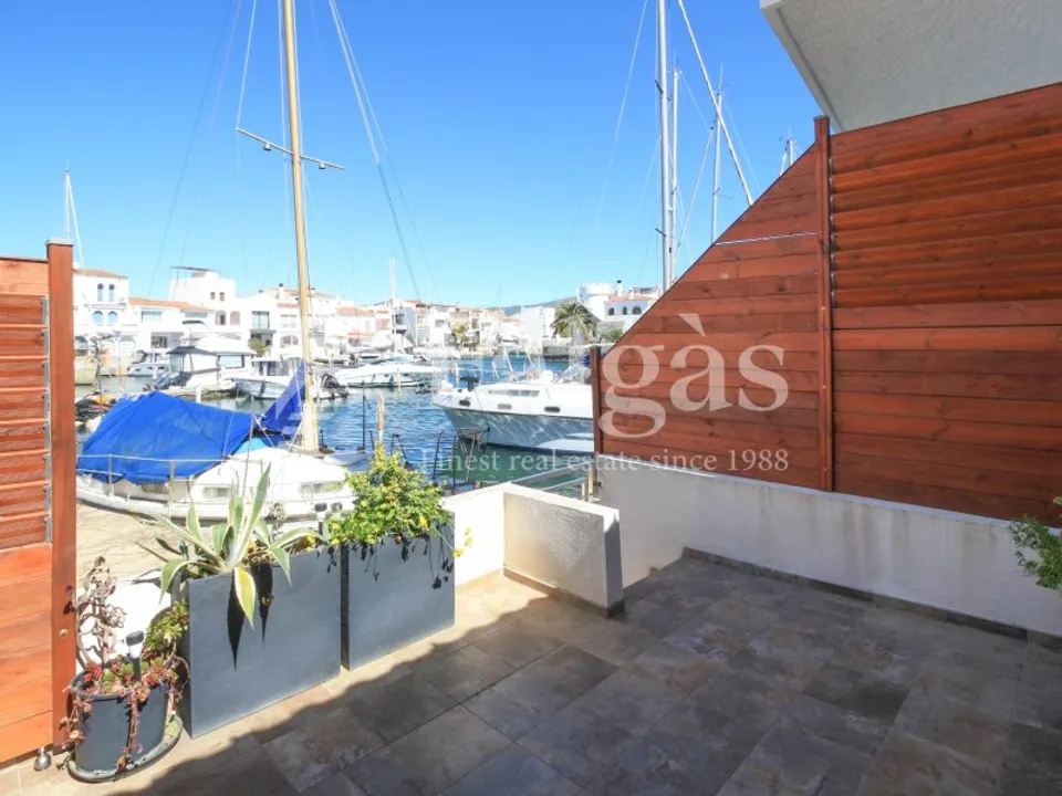 Villa i Empuriabrava, Gerona - foto 1