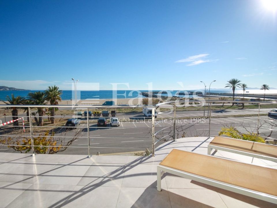 Villa i Empuriabrava, Gerona - foto 1