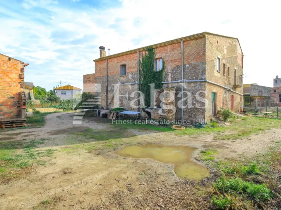 Farm i Peralada, Gerona - foto 1