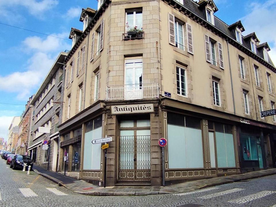 Erhvervsejendom i Saint-Brieuc, Cotes-d'Armor - foto 2